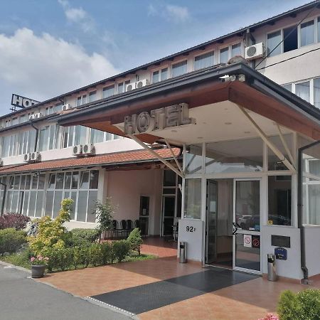 Hotel Slodes Белград Екстериор снимка
