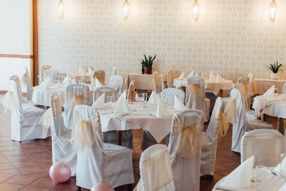 Hotel Slodes Белград Екстериор снимка