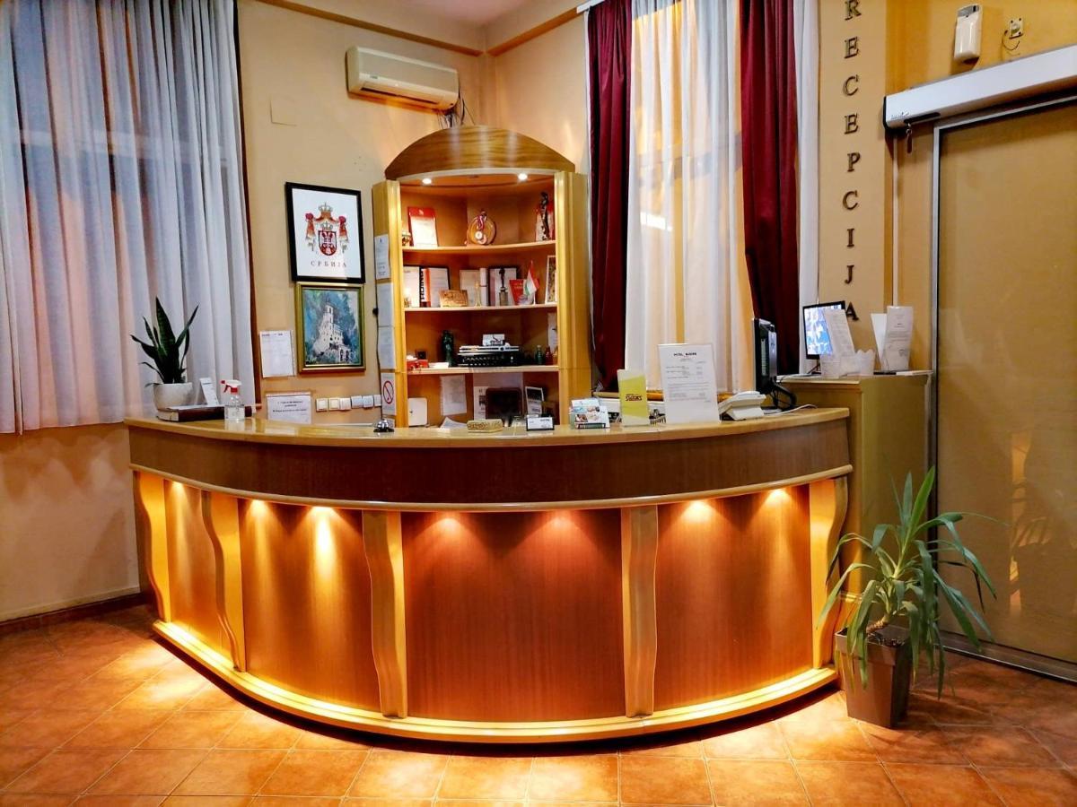 Hotel Slodes Белград Екстериор снимка