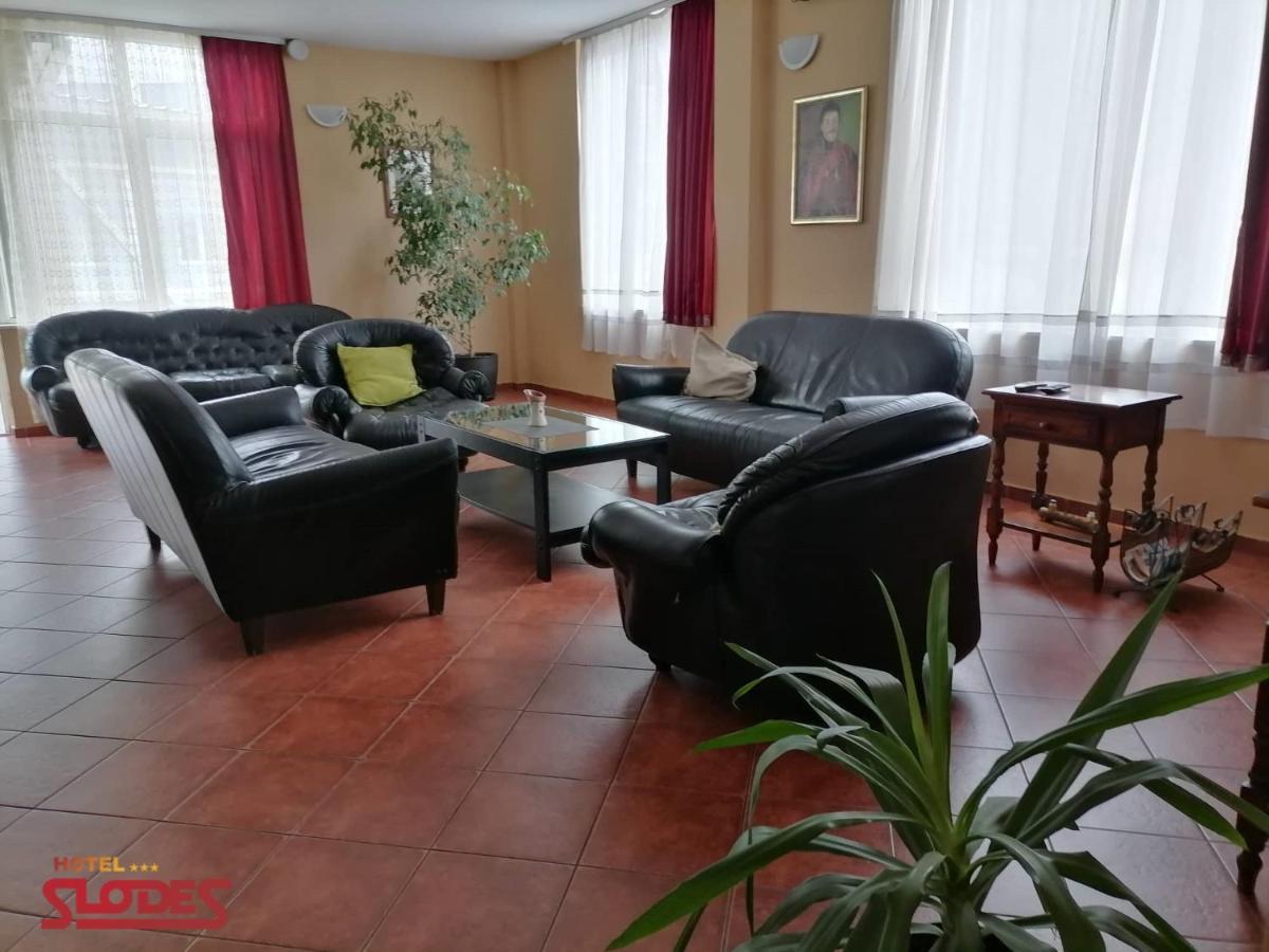 Hotel Slodes Белград Екстериор снимка