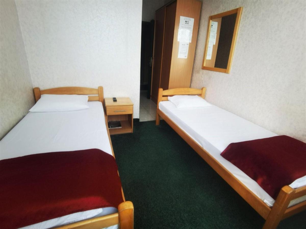 Hotel Slodes Белград Екстериор снимка