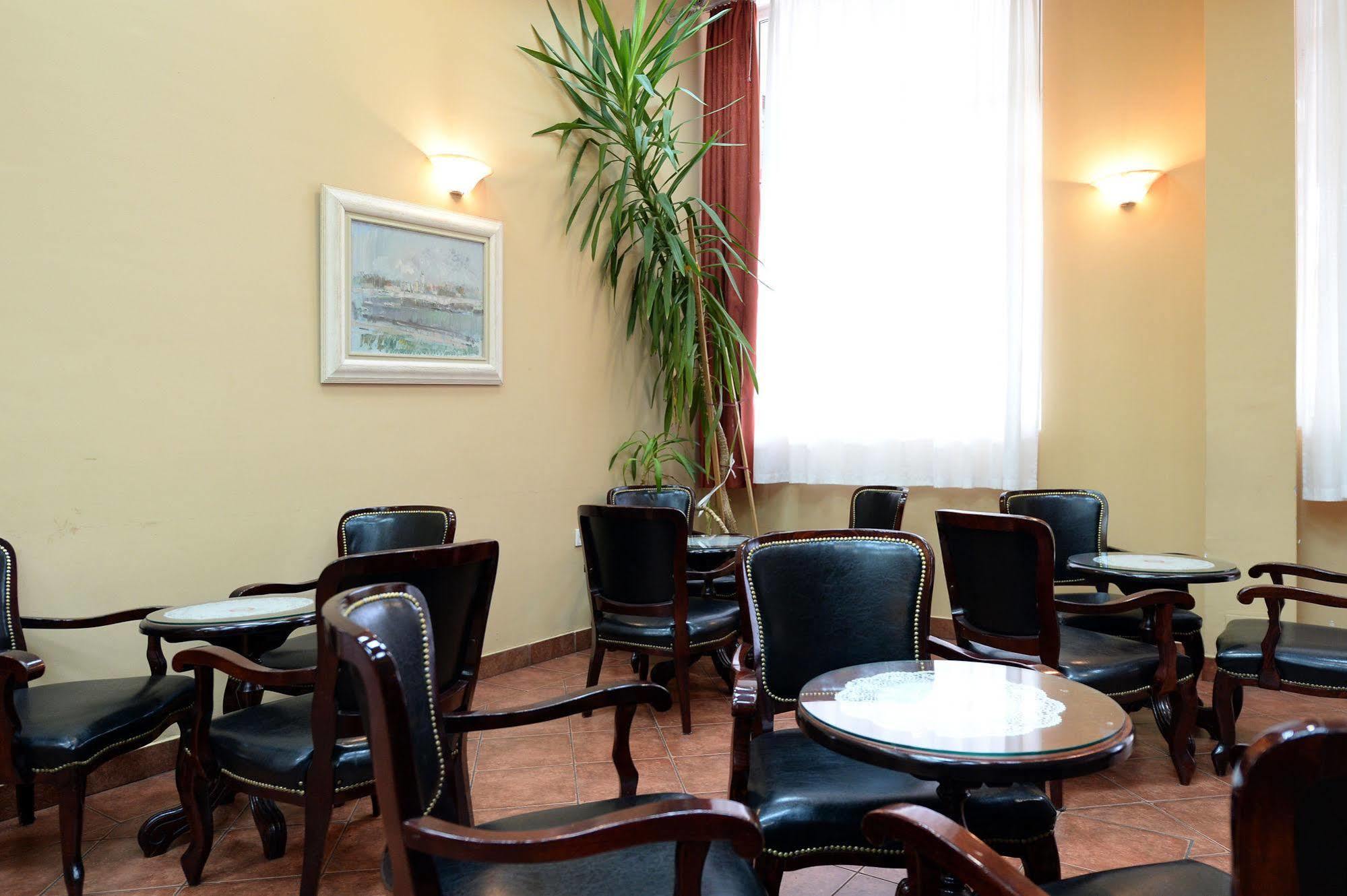 Hotel Slodes Белград Екстериор снимка