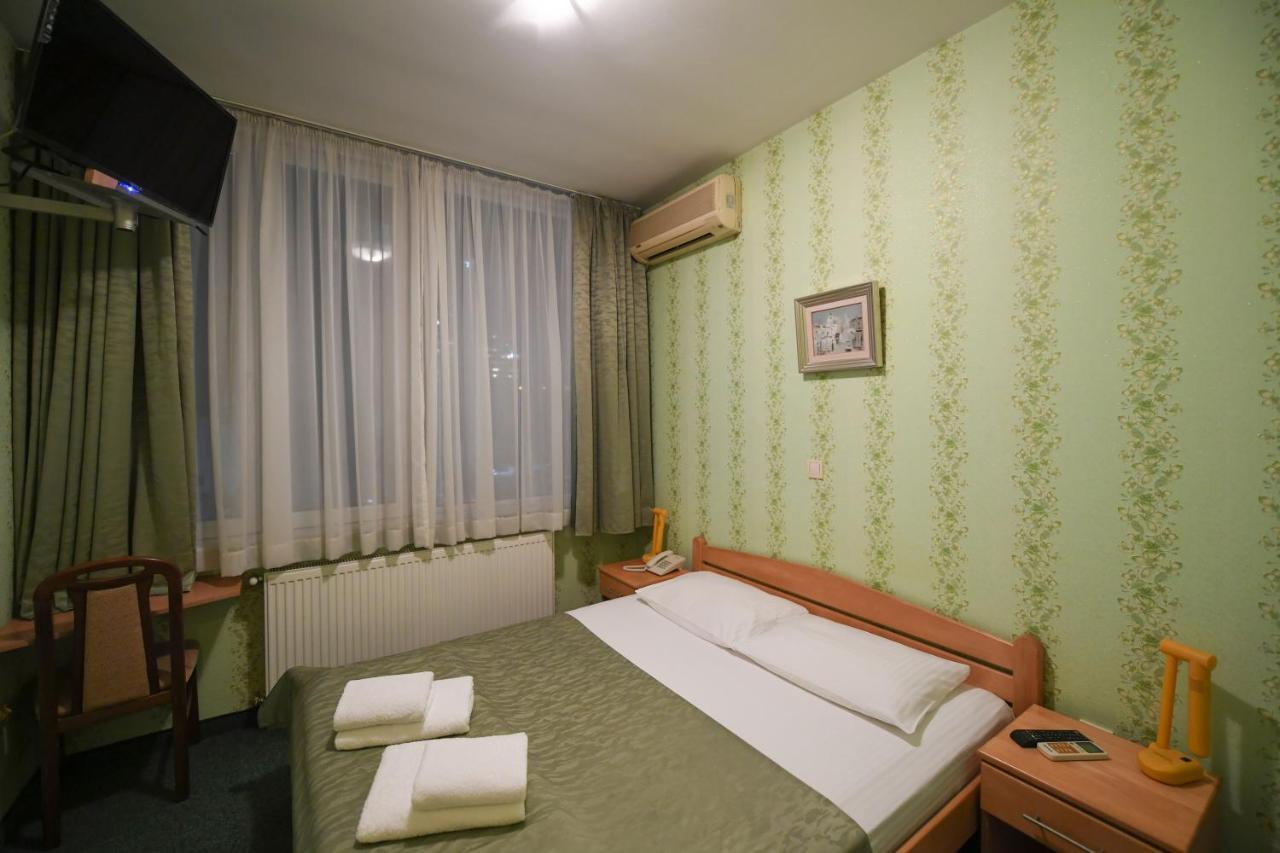 Hotel Slodes Белград Екстериор снимка